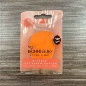Real Techniques Sponge